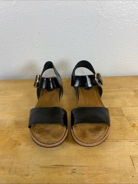 Sofft Comfy Chic Classic Black Leather Strappy Sandals Size 8 1/2